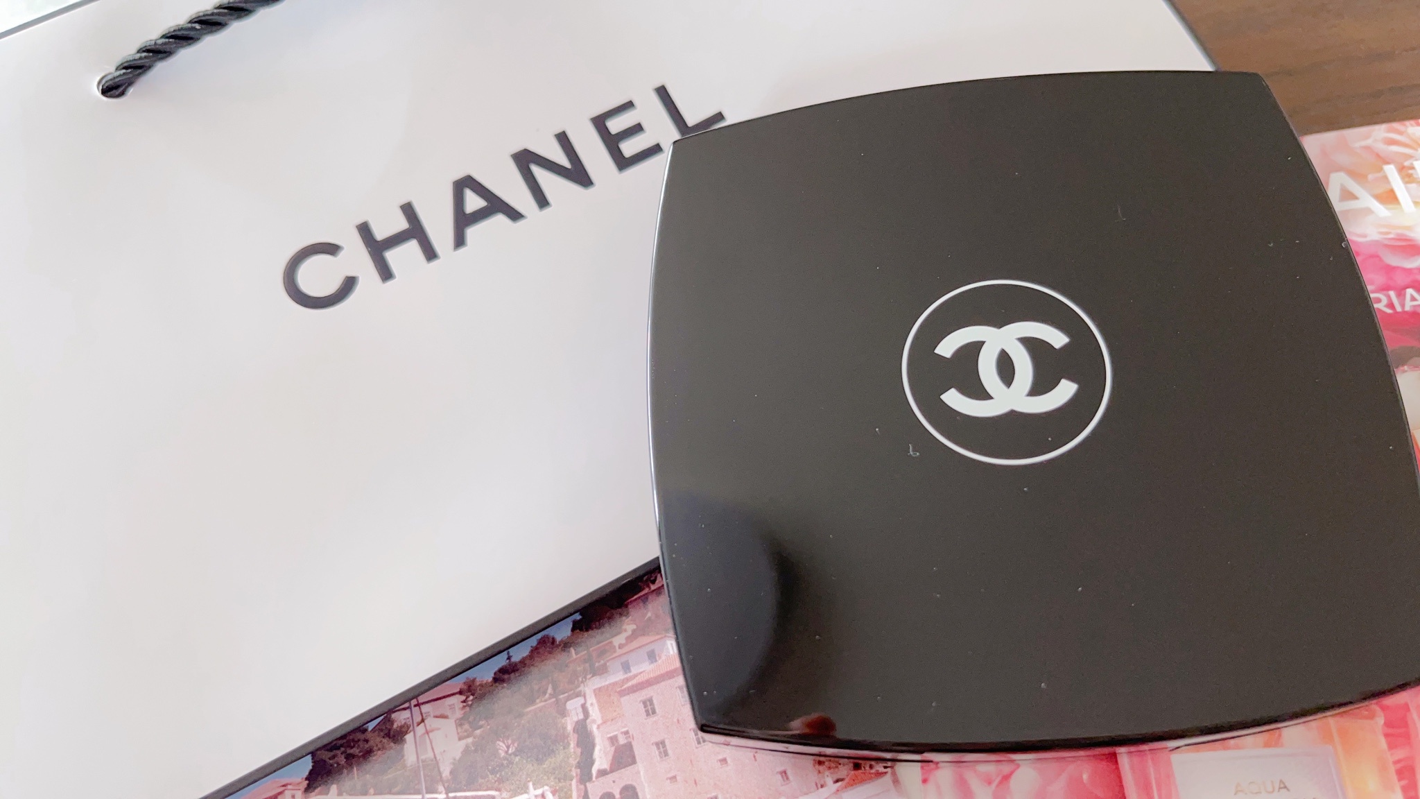 シャネル / レ キャトル ルージュ ユー エ ジュ 957 タンドレスの公式