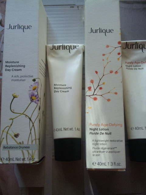 ジュリーク / デイクリーム モイスチャーリプレニッシングの公式商品