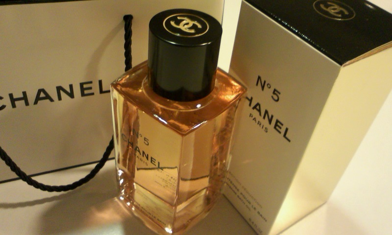 シャネル / シャネル N°5 ミルキー バスの公式商品情報｜美容・化粧品
