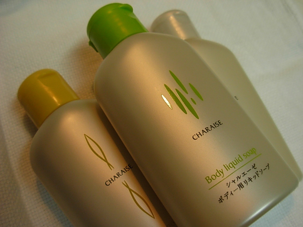 シャルレ / シャルエーゼ シャンプー／コンディショナーの公式商品情報