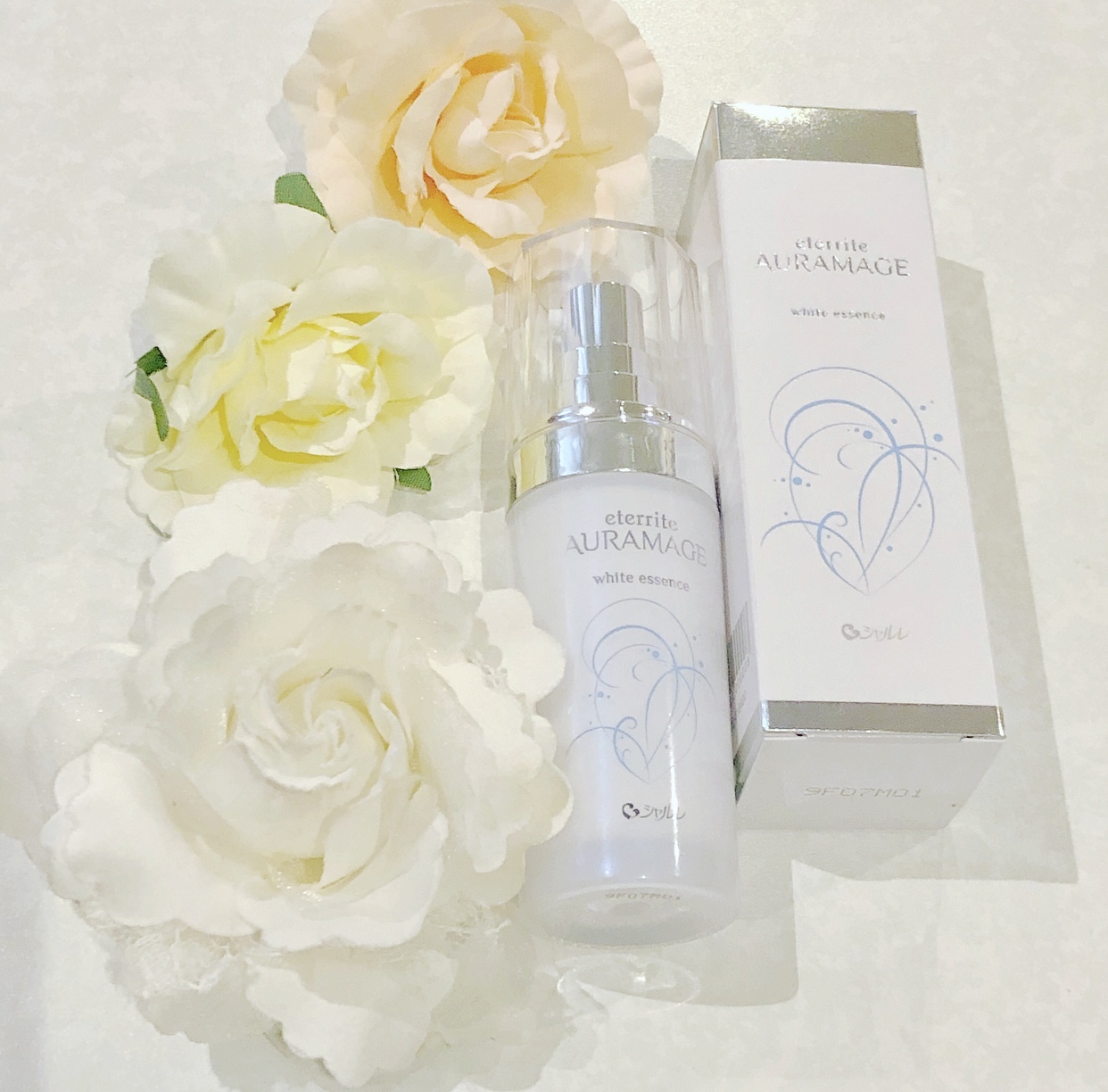 シャルレ / エタリテ オーラマージュ ホワイト エッセンスの公式商品