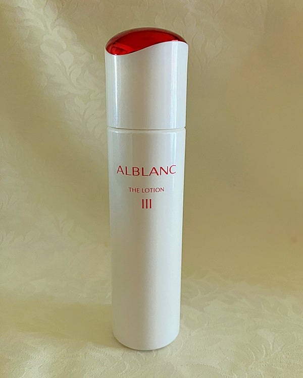 メラニンの生成を抑え、シミ・ソバカスを防ぐ♪アルブラン ローション