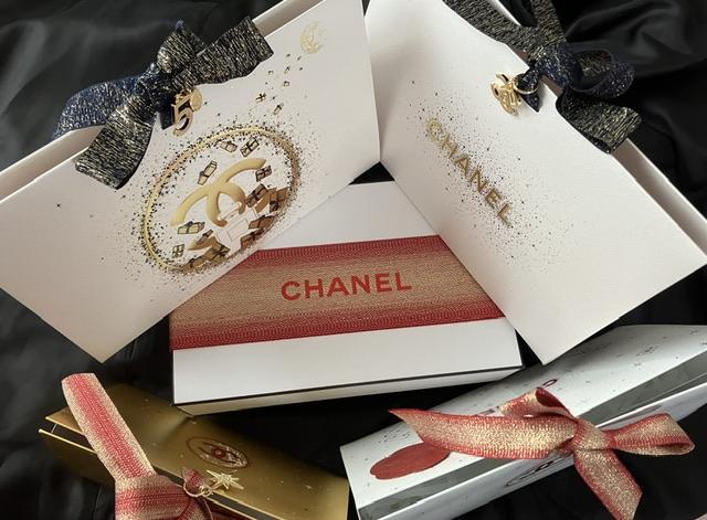CHANELのホリデーでひっそり輝く君を見つけた。 | わきんぼうやさんの