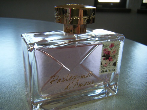 ジョン ガリアーノ / パルレ・モア・ダムール オーデトワレの公式商品