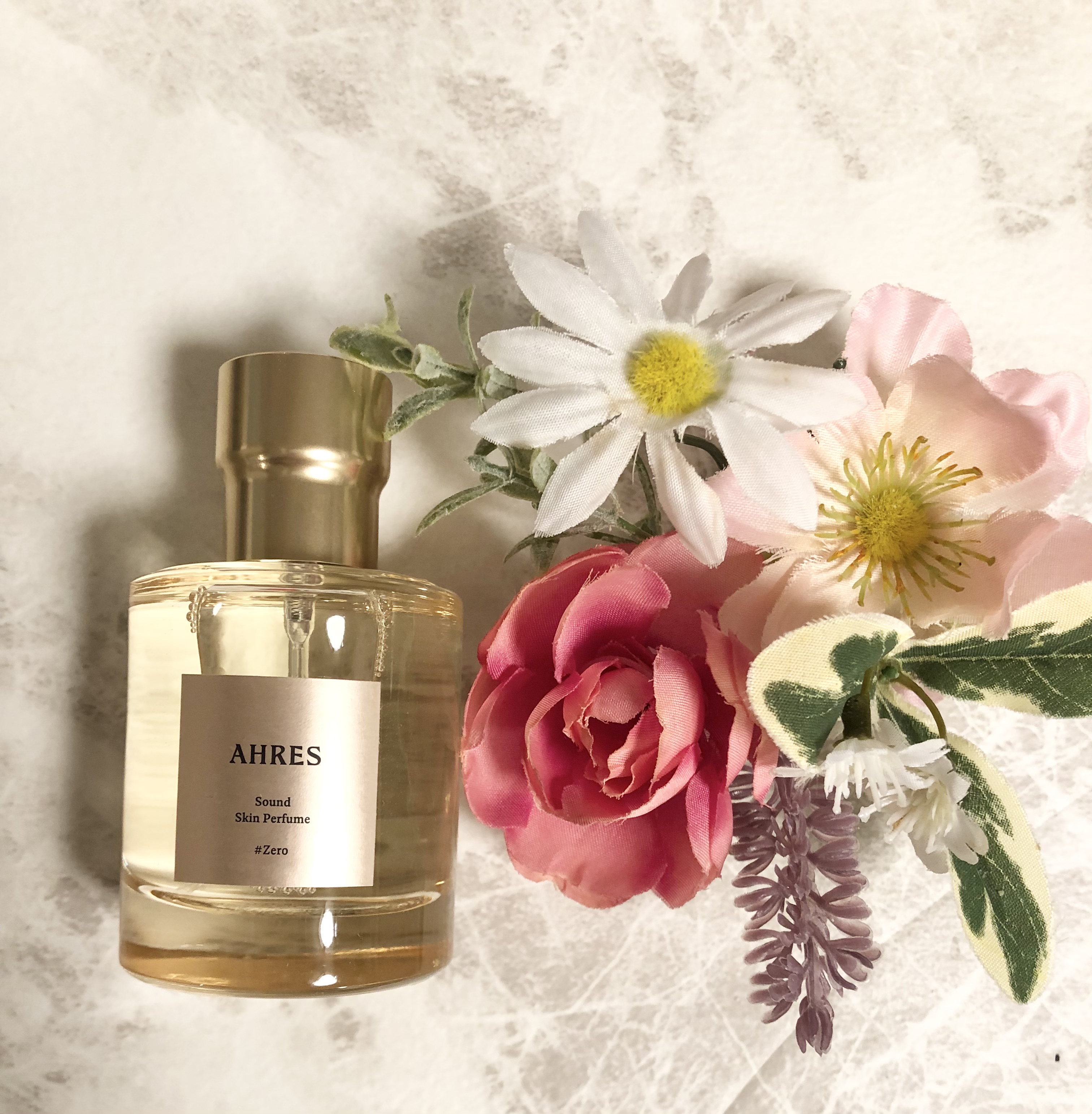AHRES(アーレス) / サウンド スキン パフューム #ゼロの公式商品情報