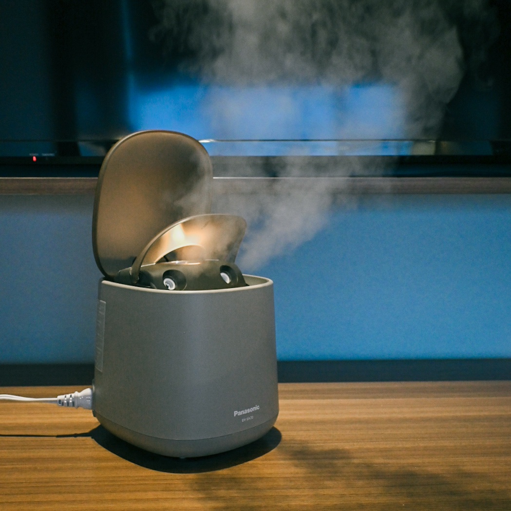 Panasonic / スチーマー ナノケア EH-SA70 H グレージュの公式商品情報