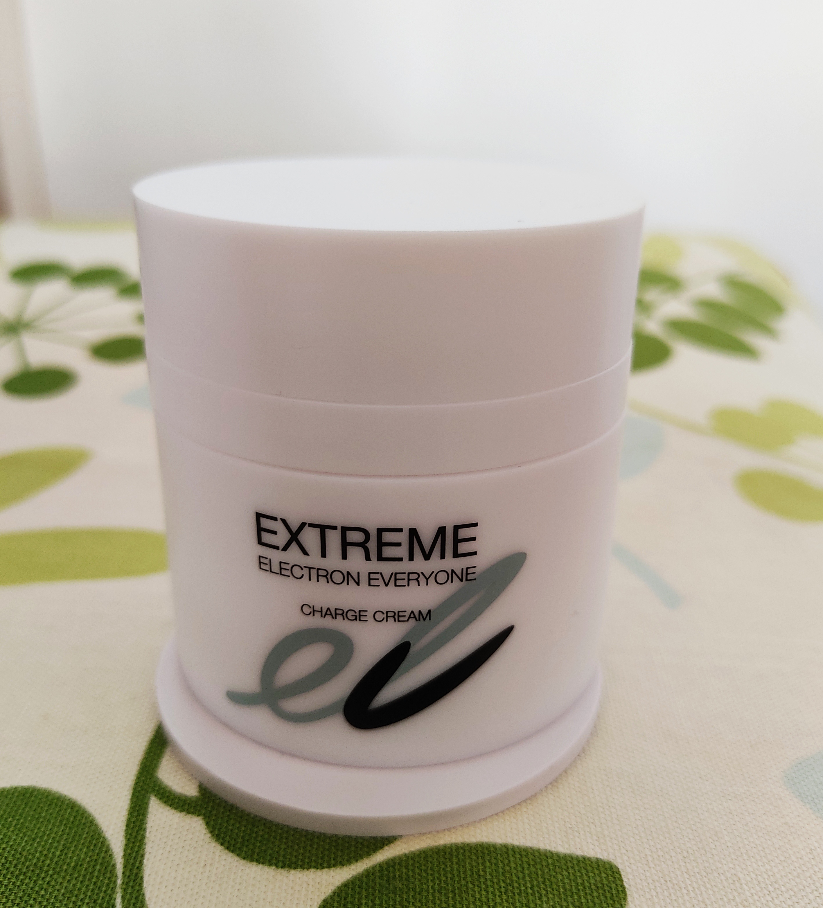 エレクトロン / EXTREME CHARGE CREAMの公式商品情報｜美容・化粧品