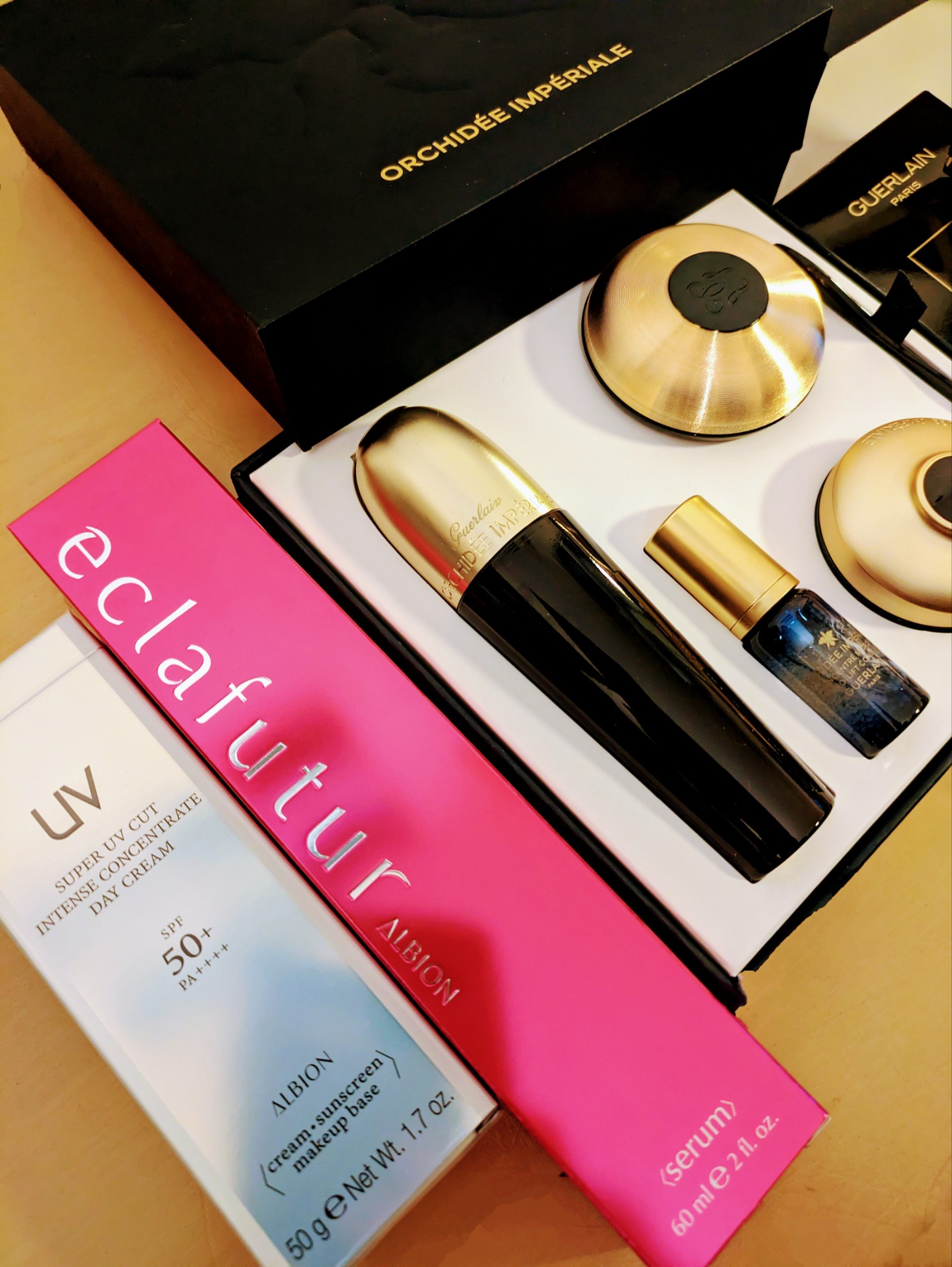 ゲラン / オーキデ アンペリアル ザ リフト セロムの公式商品情報