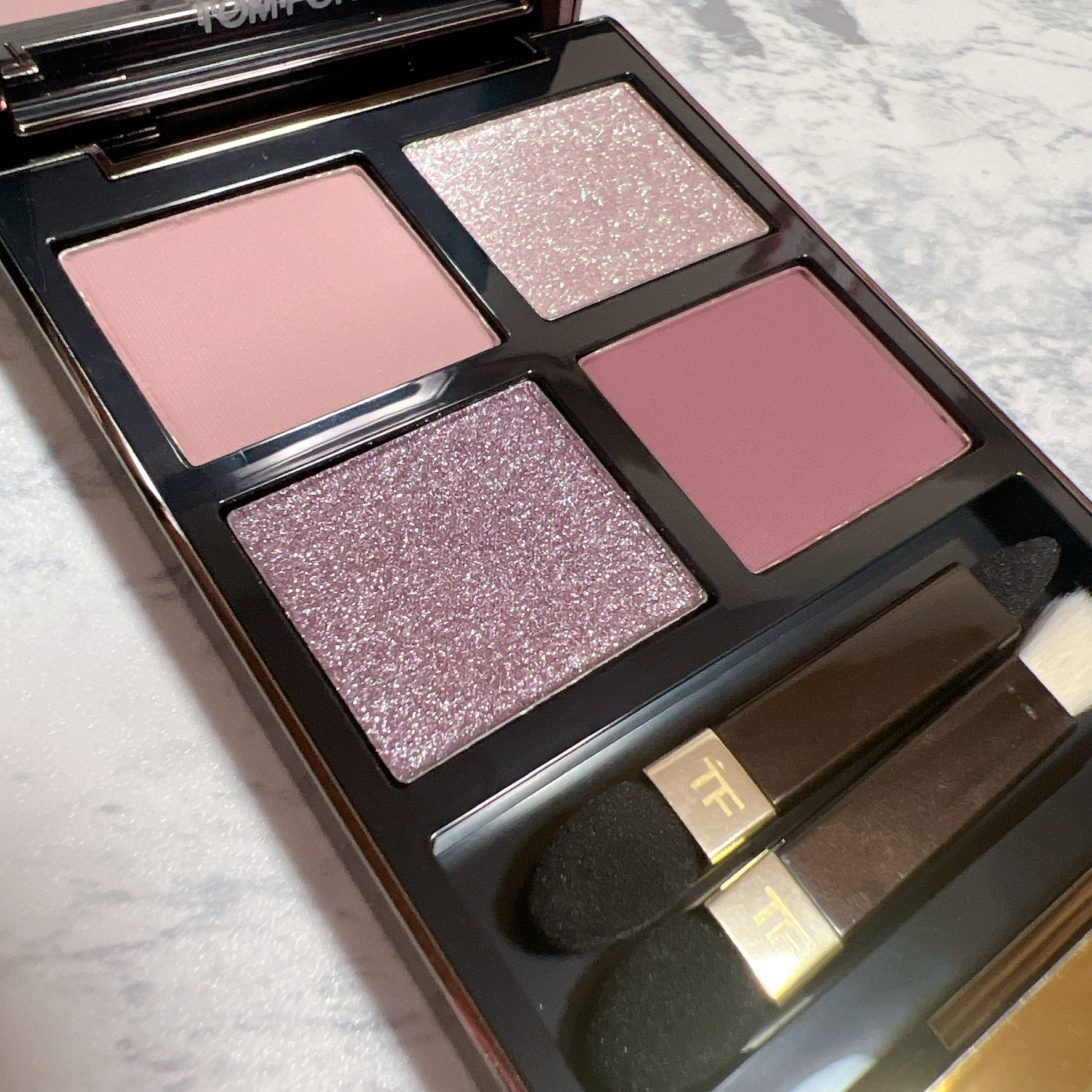 トム フォード ビューティ / アイ カラー クォード 01S メタリック