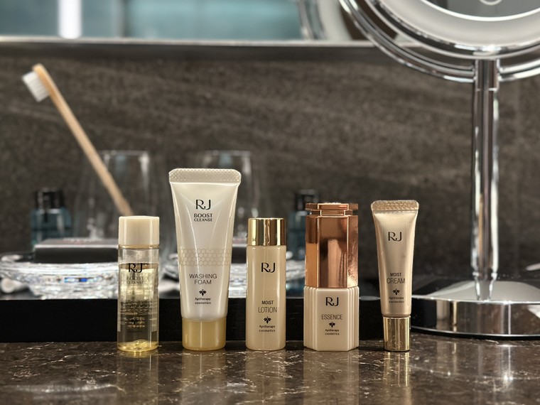 7eecb3238ab84504b22c1e8e0d2c40