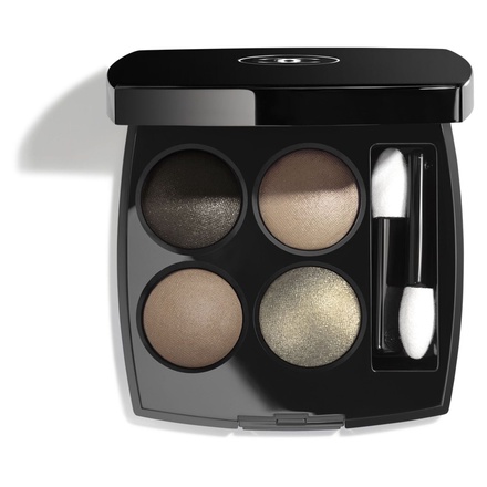 シャネル / レ キャトル オンブル 388 エクラ ドゥ ニュイの公式商品