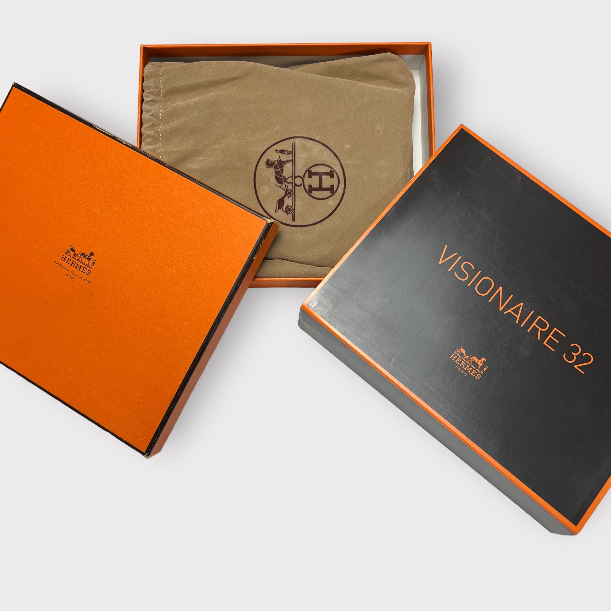 Visionaire 32: Hermès “Where” – Fonfrège