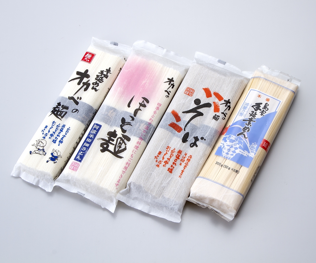 日本ポリスター株式会社 逆ピロー包装機【PROTO-Zseries】Z3/Z4/Z5 横