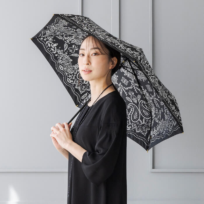 マニプリ｜軽量傘カレイドバンダナ ・ブラック｜東京ソワール