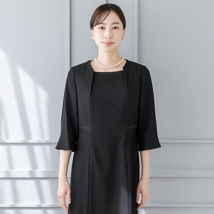 ベーシックなブラックフォーマル4点セット 9号・ブラック｜東京