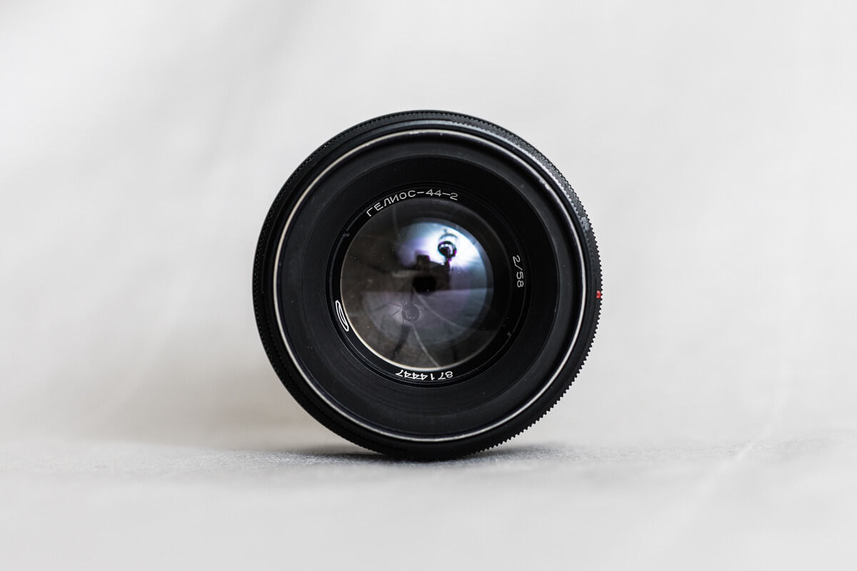 オールドレンズ入門 HELIOS 44-2 ぐるぐるボケの出し方と作例 | 日常写飯事