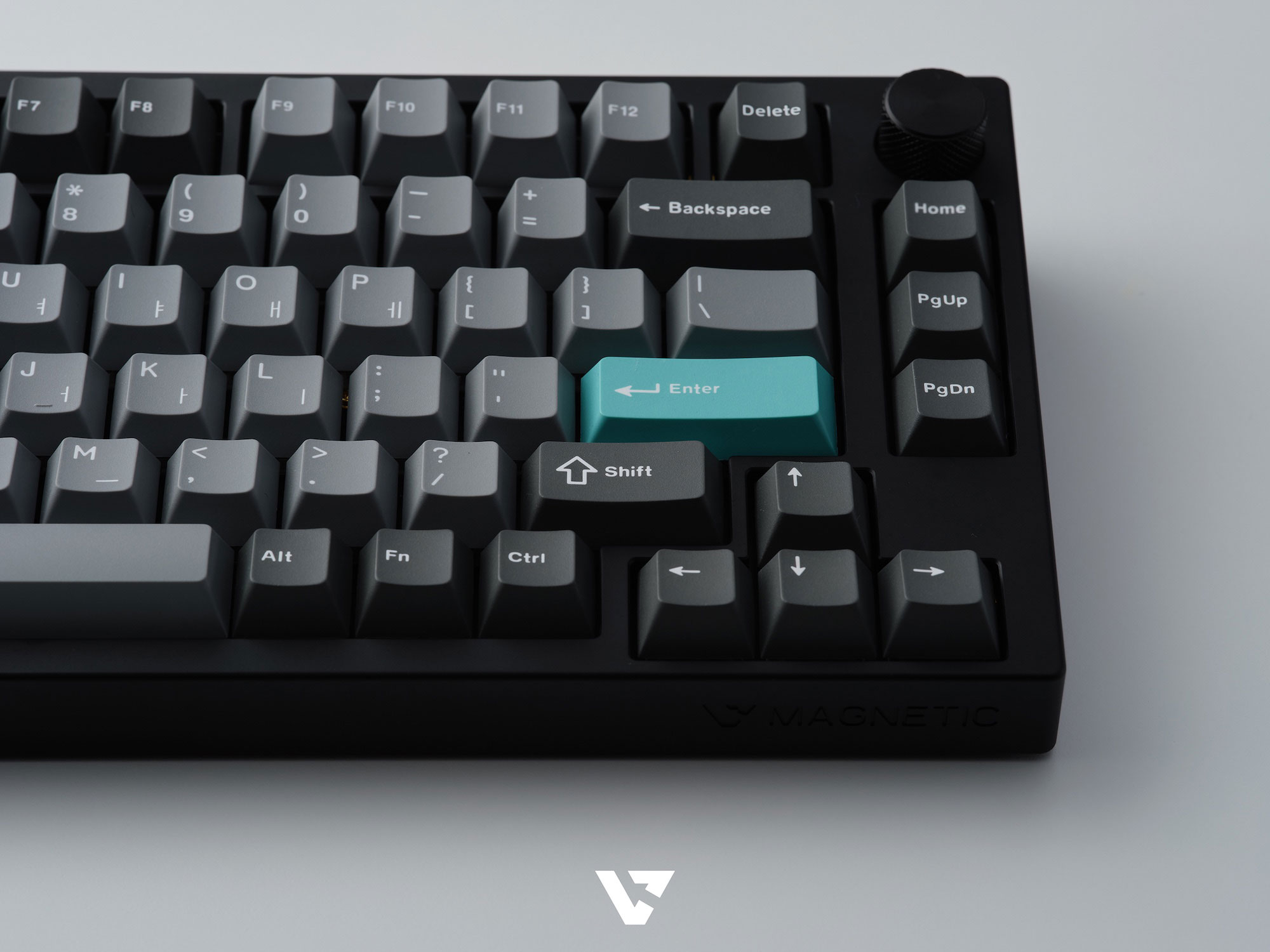 VARO VM75 HE マグネティックスイッチゲーミングキーボード VM75HEBK