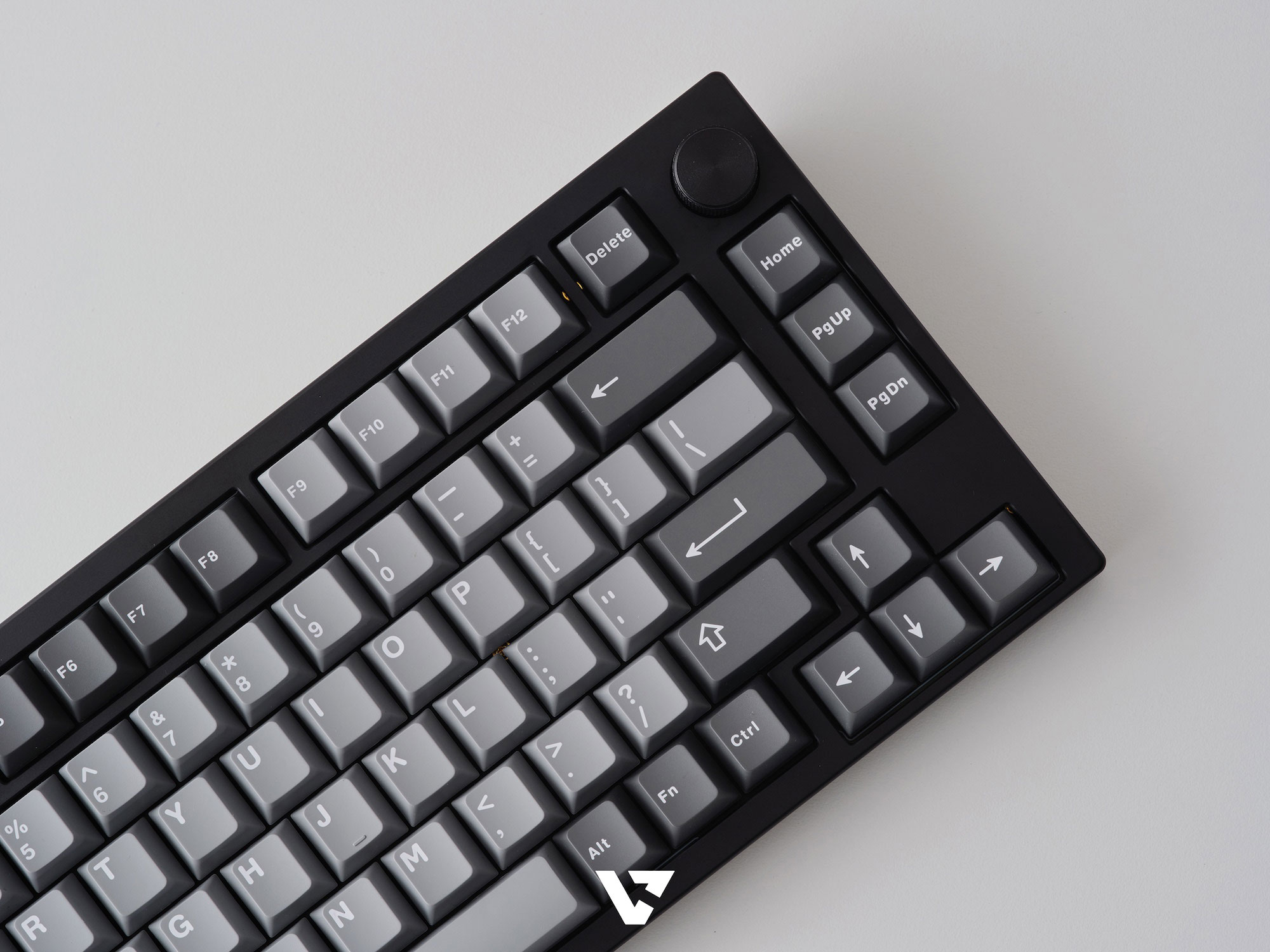 VARO VM75 HE マグネティックスイッチゲーミングキーボード VM75HEBK