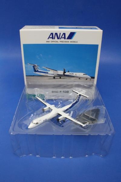 全日空商事/DH28008 1/200 DHC-8-400 ANA JA845A