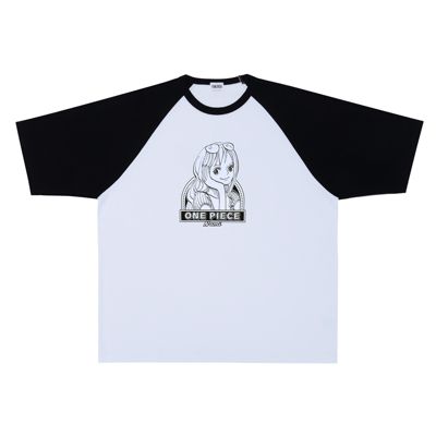 ONE PIECE(ワンピース)の『ONE PIECE』ラグランTシャツ “HEROES” ナミ