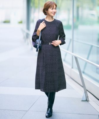 自由区 L(ジユウク エル)の【19号サイズまで展開】ライトサテン