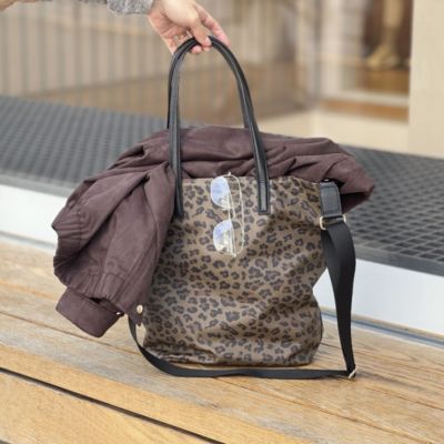 NOLLEY'S(ノーリーズ)のレオパード柄縦長トートバッグ通販 | 集英社