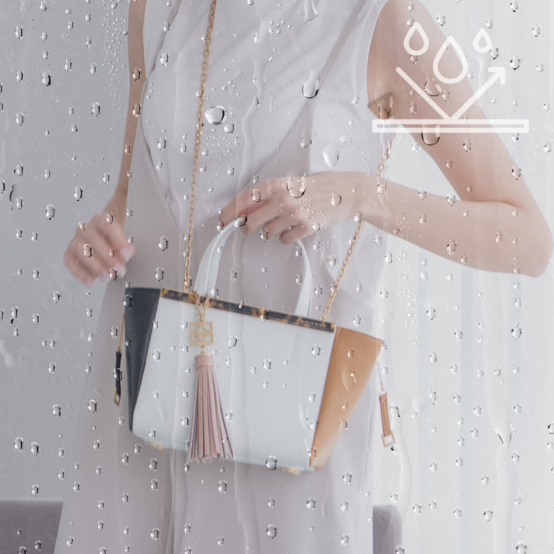 GINA baby：チェーンストラップ付ミニバッグ – FUMIKODA