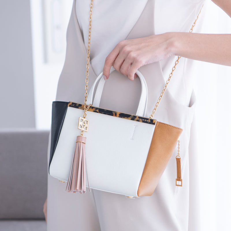 GINA baby：チェーンストラップ付ミニバッグ – FUMIKODA