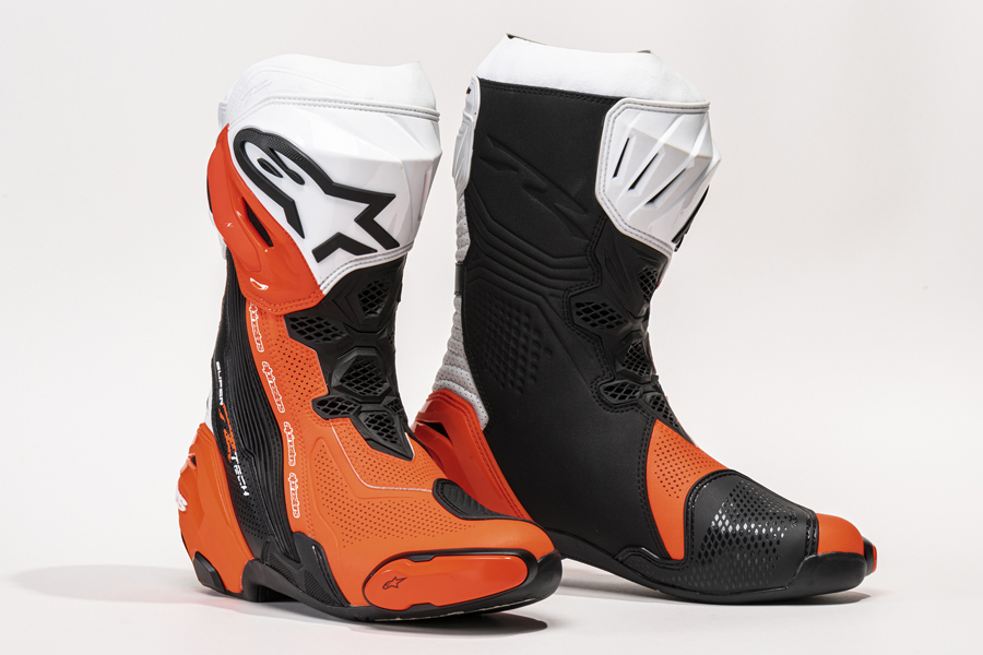 編集部が注目のアイテムを紹介!! アルパインスターズのレーシング