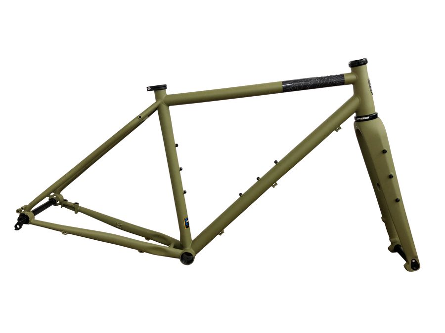 現代的なツーリングバイクとして新登場！ネオランドナー「D-604