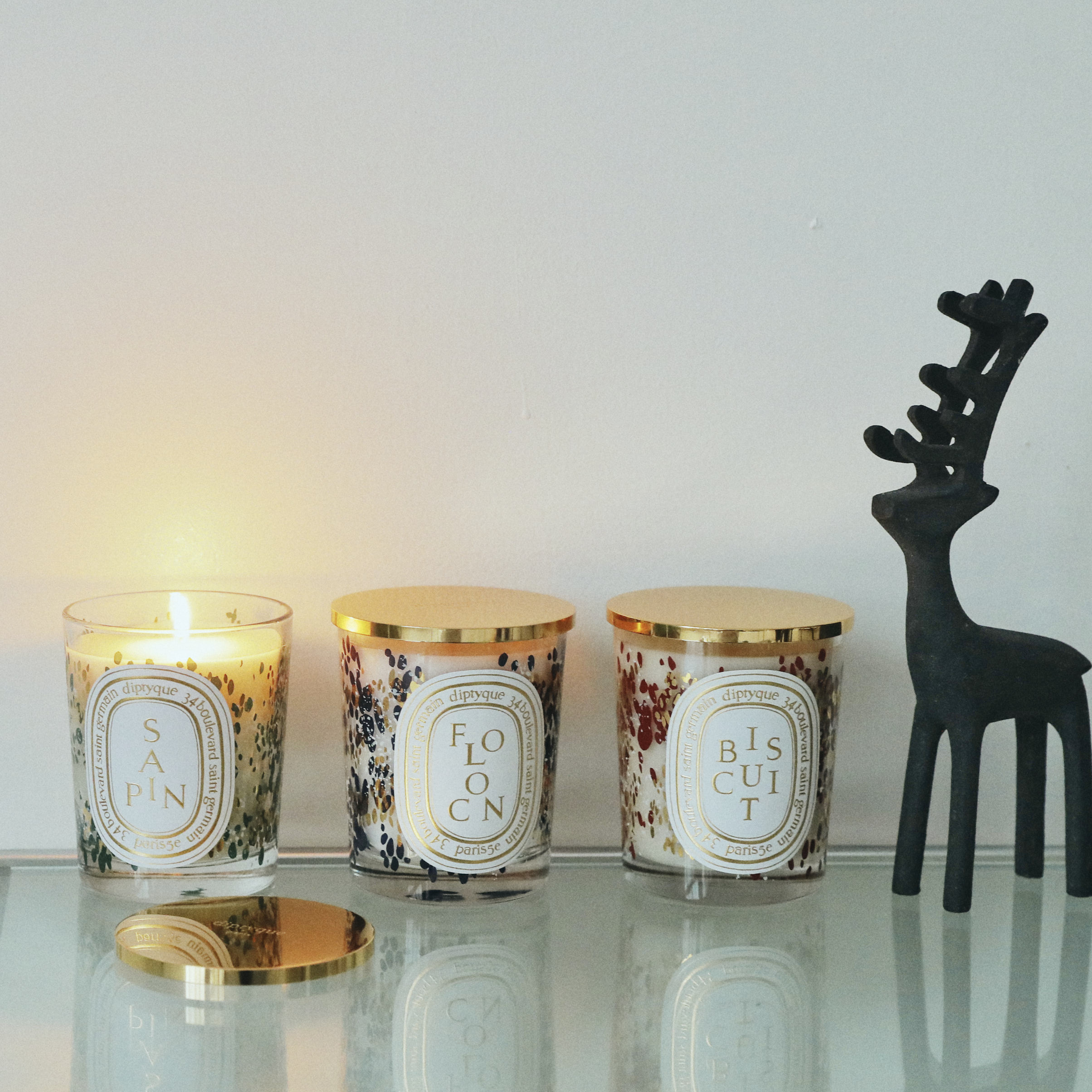 この冬《ディプティック》が贈る、伝統的な香りの限定キャンドルを3つ