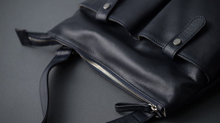 TRIALOGUE STUDIO】ソフトレザー ツインポケットショルダー | 藤巻百貨店