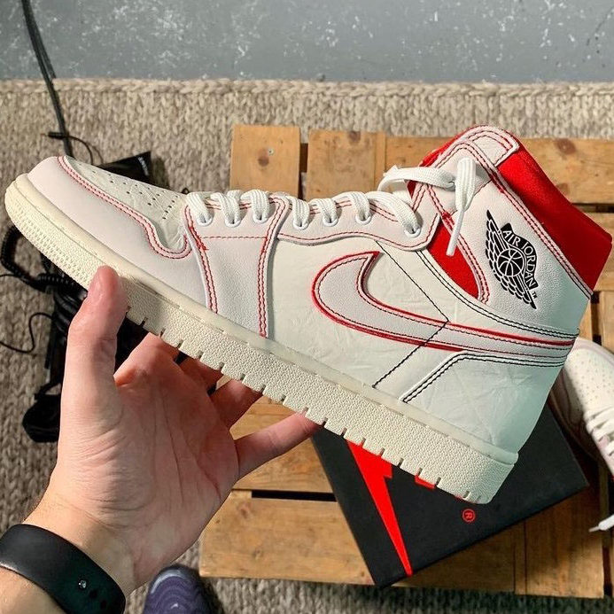 air-jordan-1-sail-university-