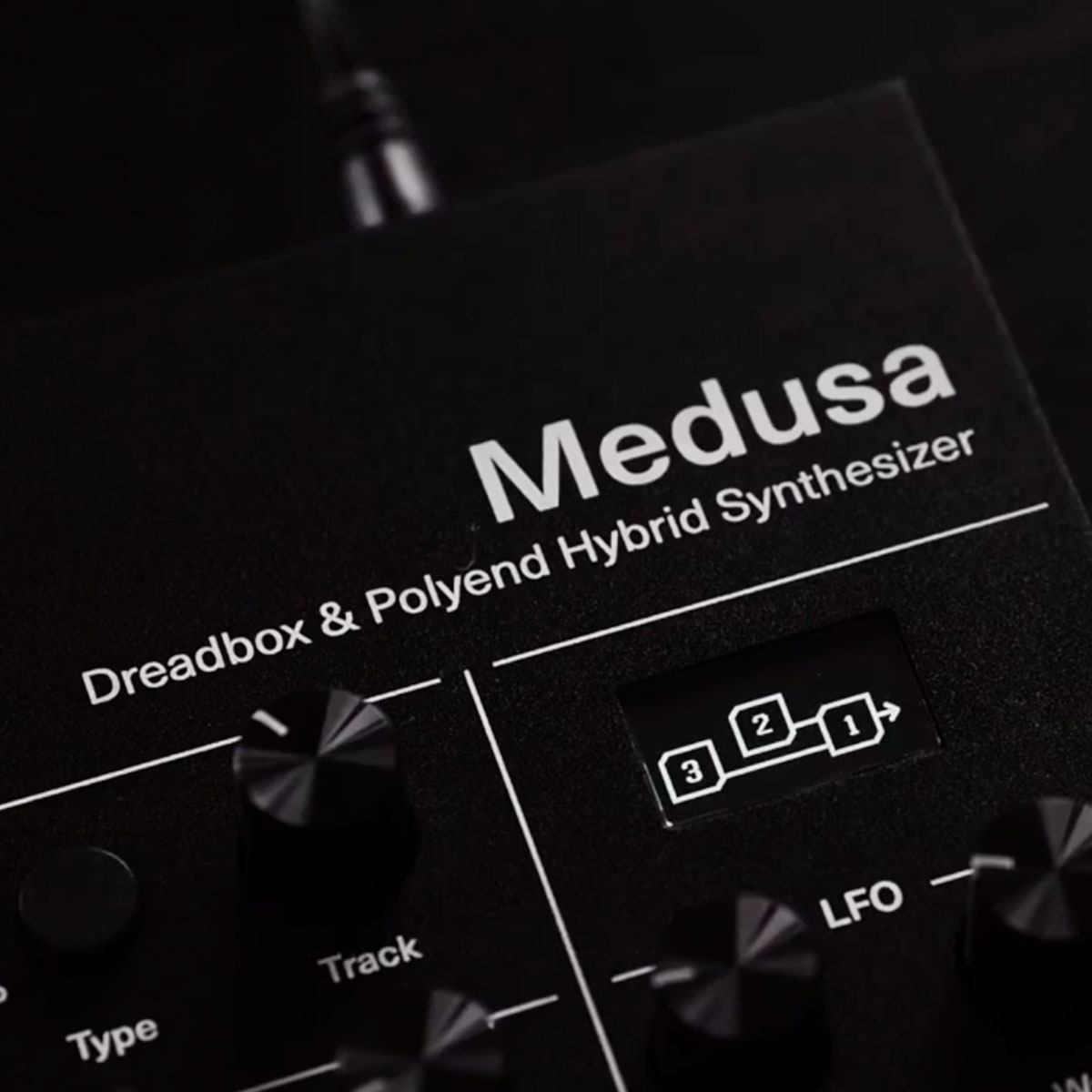 Polyend Medusa デジタル FM シンセエンジンが追加されたバージョン4.0
