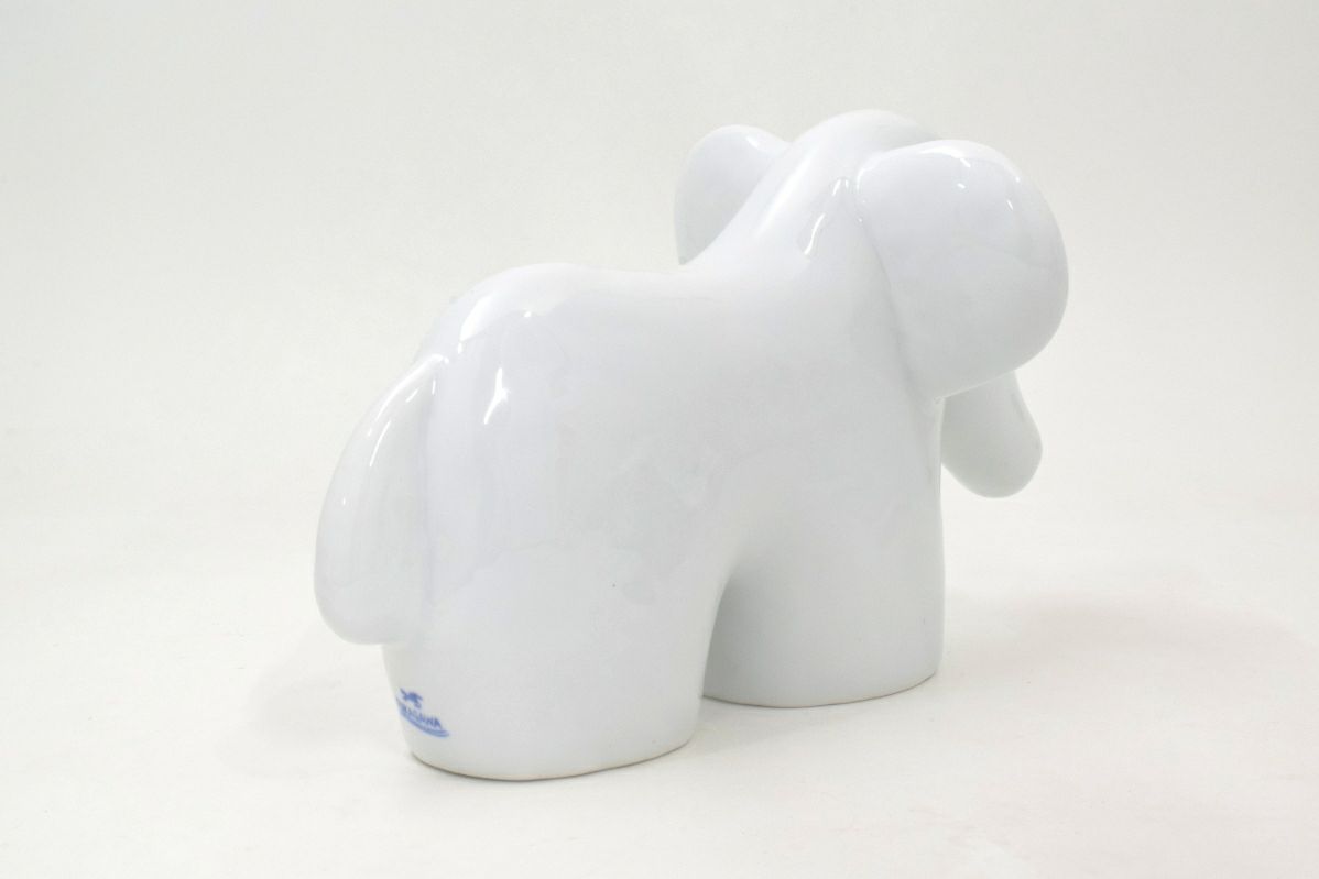 白磁 象 オブジェ（中） | 有田焼 深川製磁｜公式オンラインストア