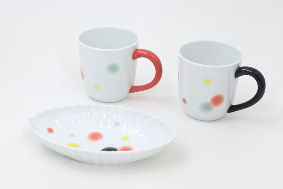 泉山青磁 菊蓋香炉 | 有田焼 深川製磁｜公式オンラインストア