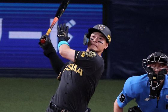 佐藤輝明は「全打席敬遠したほうが…」 独走31号に他球団ファンお手上げ