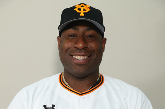 笑顔可愛い」「愛されるハクション大魔王」巨人ウィーラーの美技＆笑顔