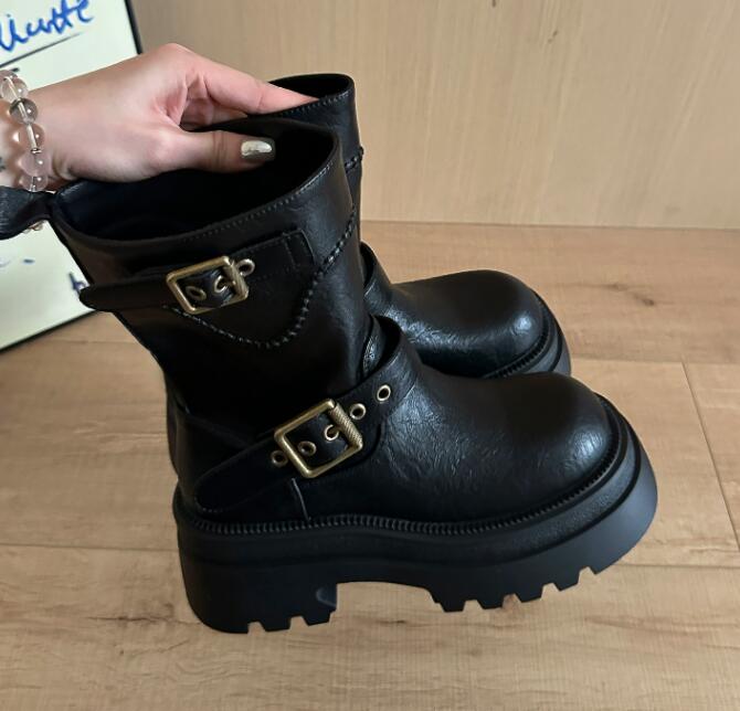 黒スニーカー クラシック編み上げレザーブーツ ハイカット|黒