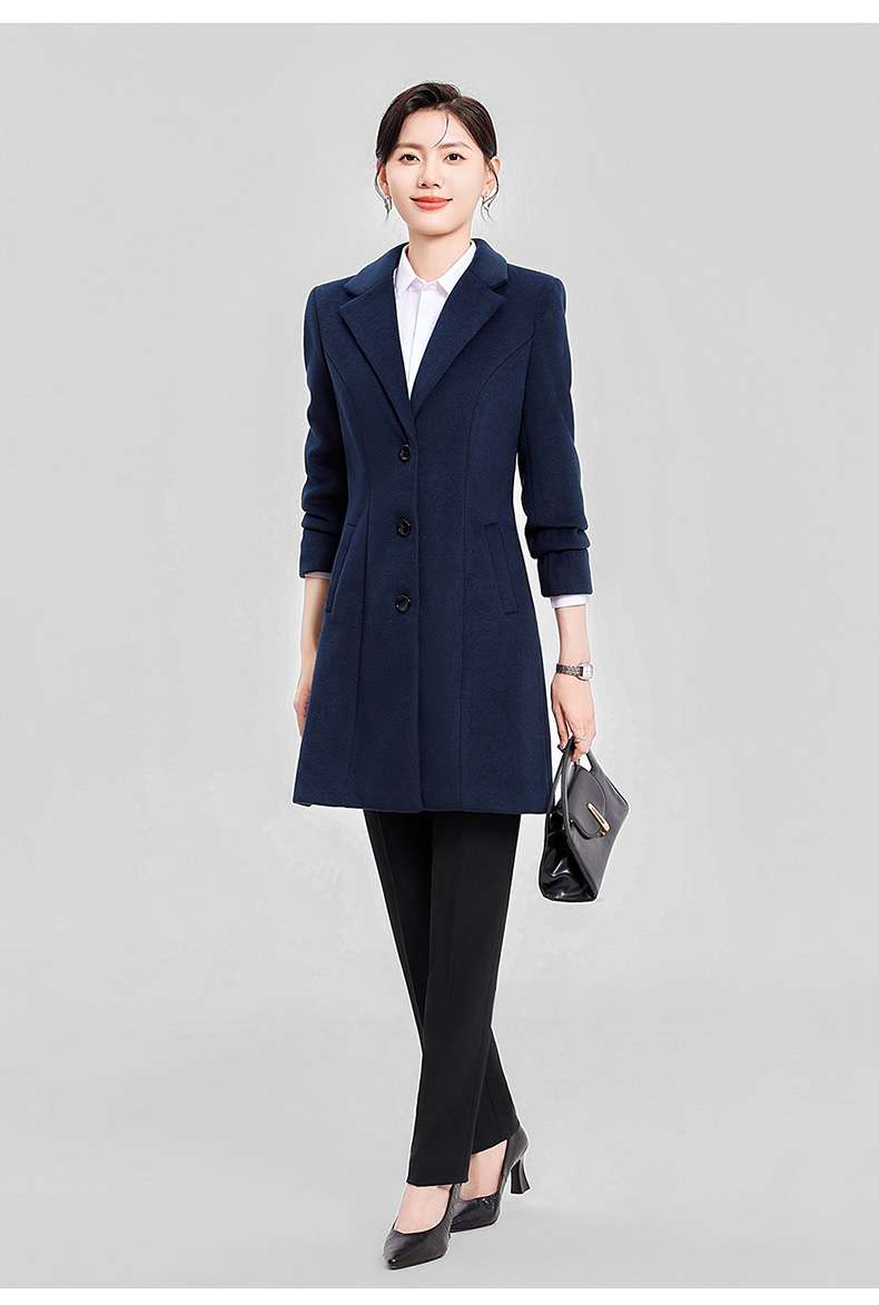 ネイビーコーデ 上品シンプル ロングコート コート|ネイビーコーデ専門