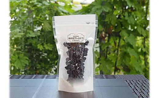 果樹園生まれの漆山ワイン+高級ぶどう果汁100%ジュース+枝付き干し