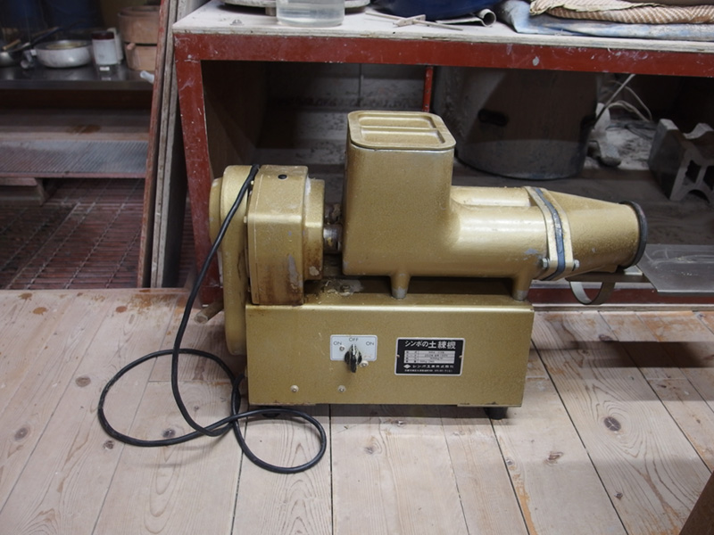 シンポ 土練機 陶芸用 NRA-03形 シンポ 土練機 陶芸用 NRA-03形 - メルカリ