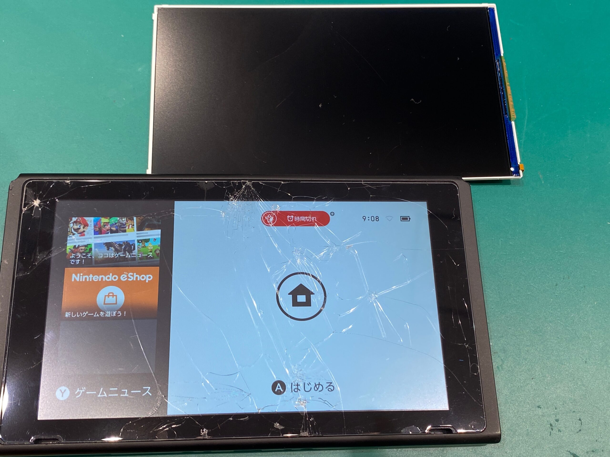 Nintendo Switch】液晶の一部が映らない症状を液晶交換で修復