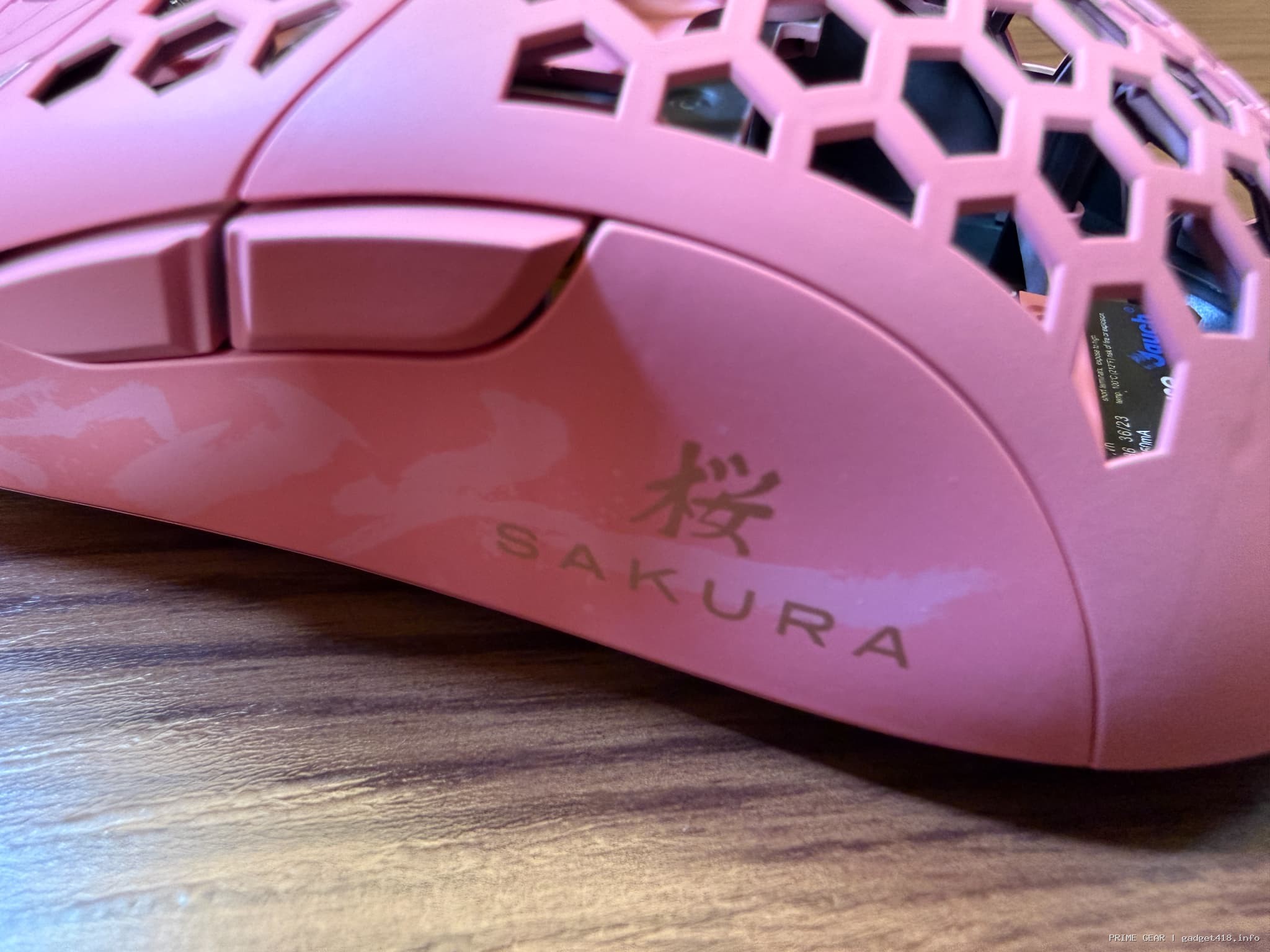 finalmouse ULX Sakura】桜×漢字の限定モデルを実機レビュー｜使い心地