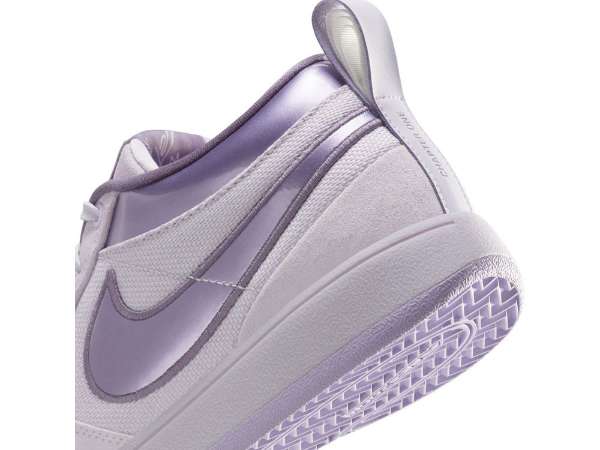 デビン・ブッカーの1stシグネチャーシューズ『NIKE BOOK 1 EP 