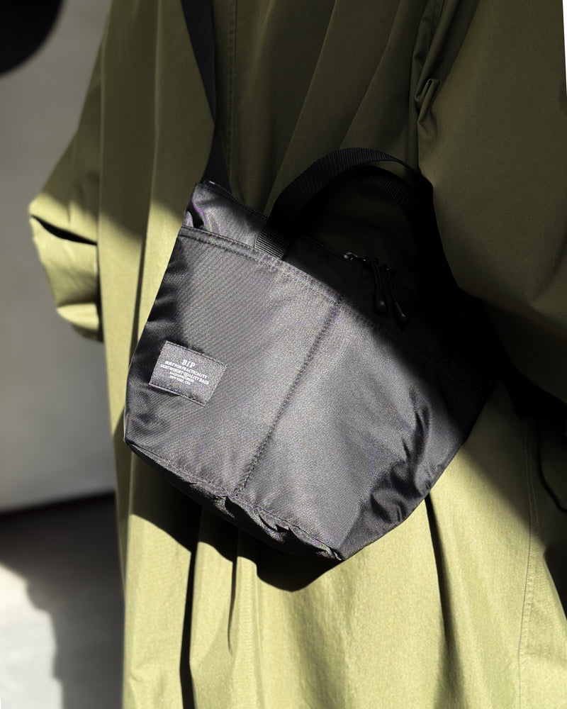 BAGSINPROGRESS / Zipper Duffle Small BLACK PUFFER NYLON TWILL