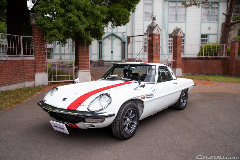 エポックメイキングなボディデザインに惚れ、30年連れ添ってきたコスモ