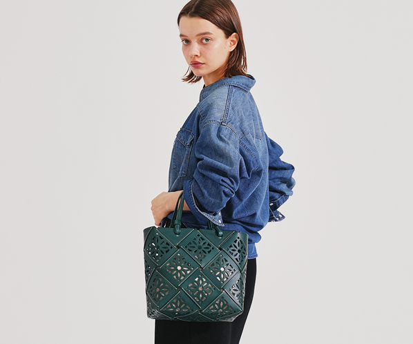 サスカットバスケット 手提げバッグ M｜商品一覧 | 革財布、バッグの