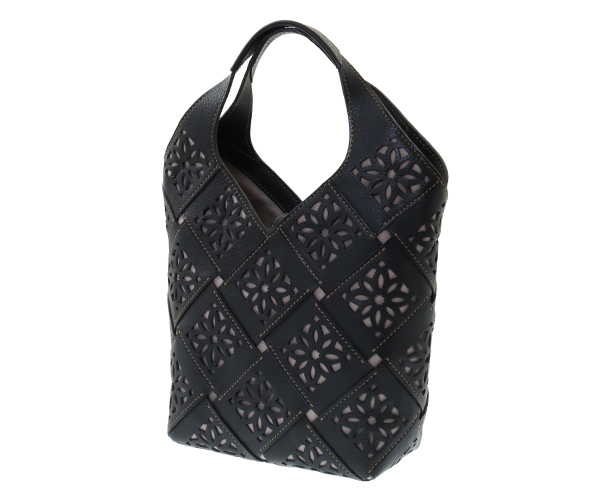 サスティナブルカットワーク トートバッグ（中）｜商品一覧 | 革財布