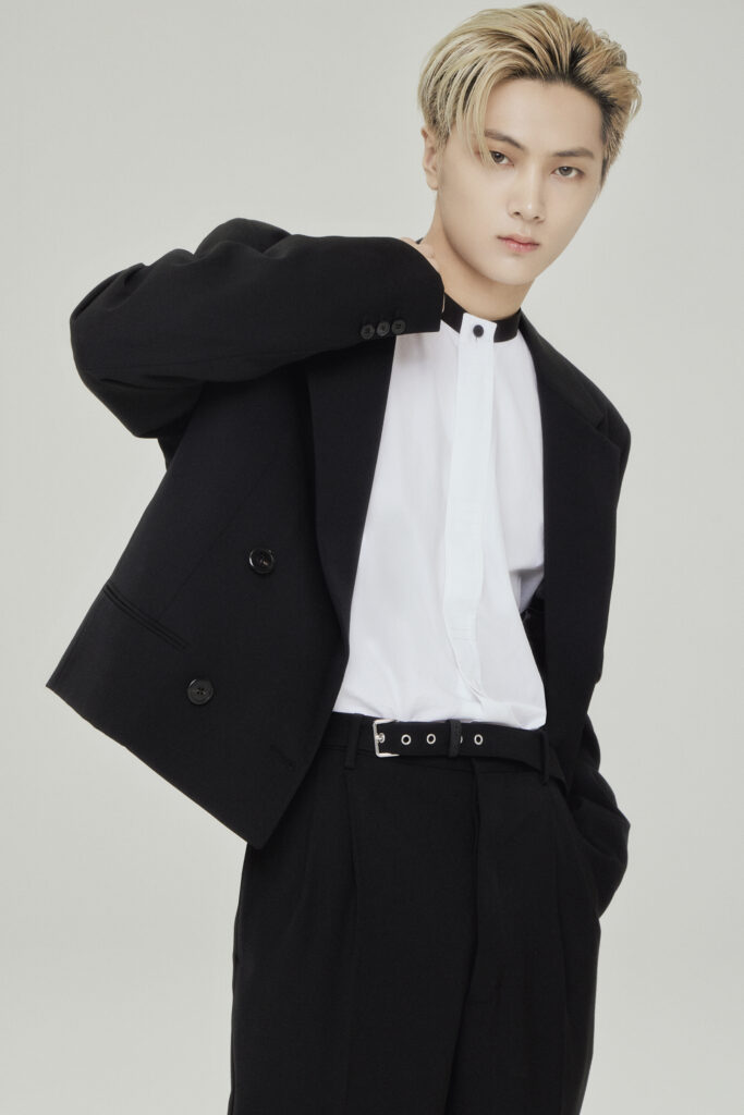 GEN V4: Beyond The Boy Band With ENHYPEN – GENV.CO